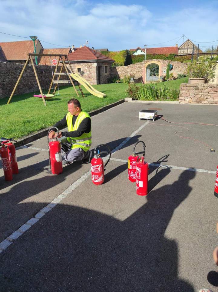 Formation manipulation d'extincteur Hattstatt